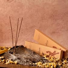 AMNAYA INCENSE STICKS SANDAL 10g